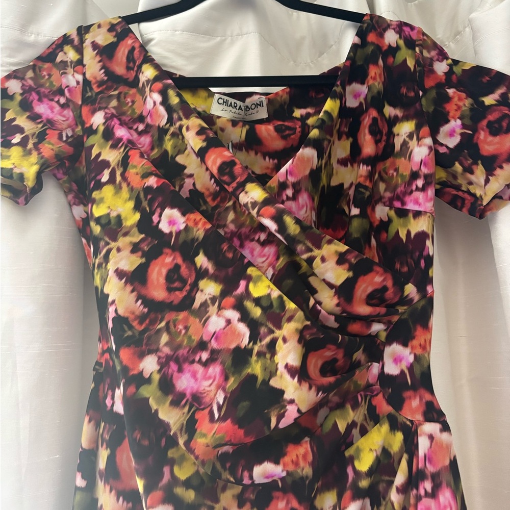 Chiara Boni Charisse cocktail dress. Size 10. NWT. ‘Artist Garden’ floral print. - Picture 3 of 11